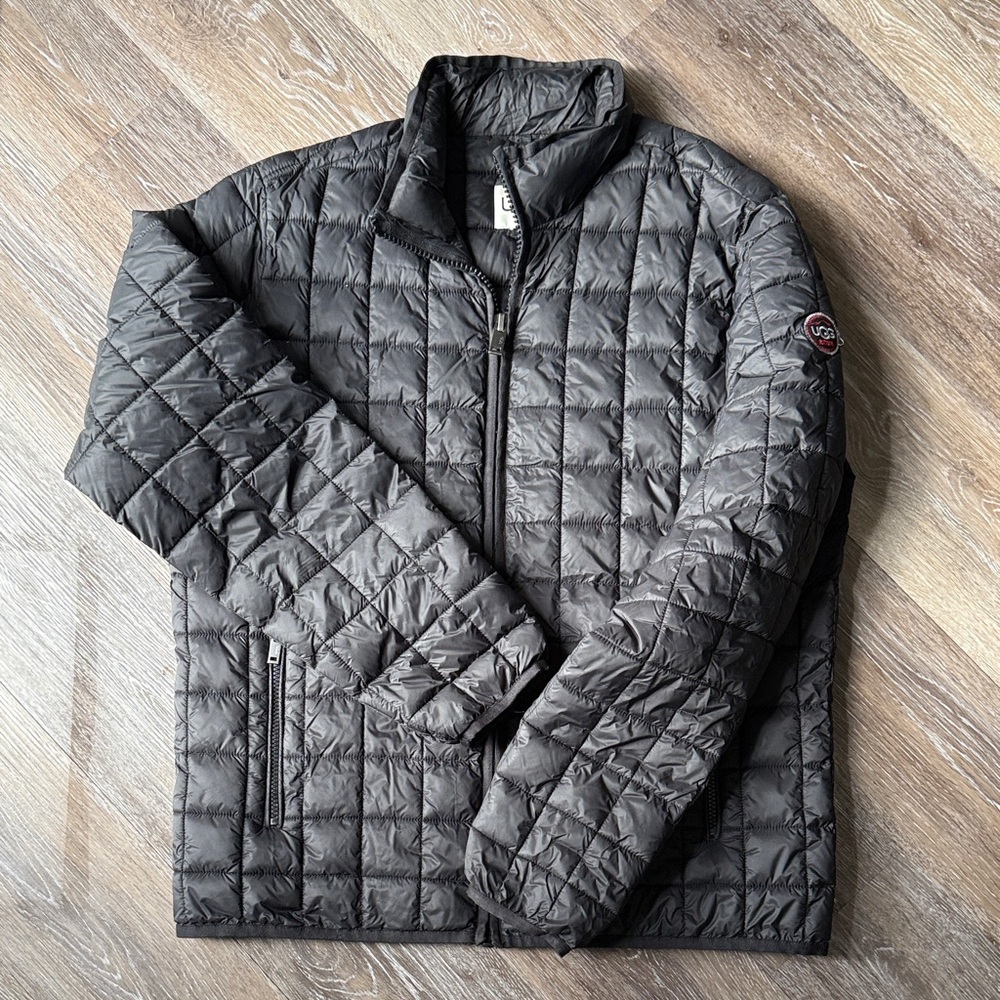 UGG Men's Black Quilted Zippered Puffer Jacket
